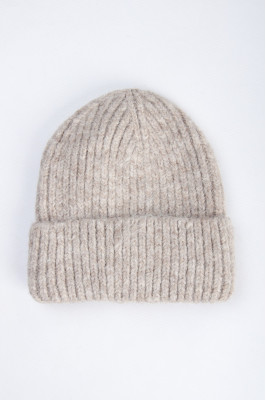 Шапка жіноча